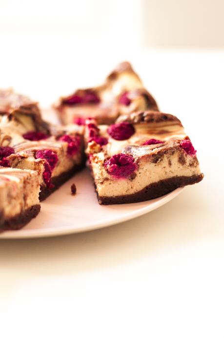 Brownies mit Cheesecake-Himbeer-Topping