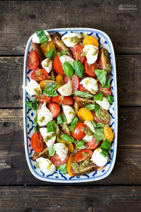Caprese: Tomate, Mozzarella, Basilikum | Madame Cuisine Rezept