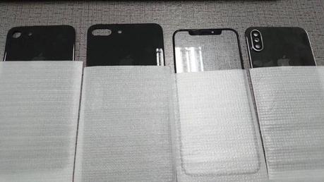iPhone 8 Panels? (Bildquelle: reddit/kamikasky)