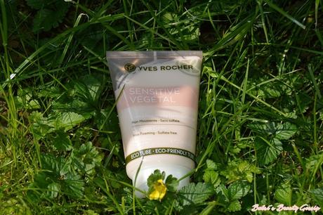 [Review] – Yves Rocher – Sensitive Végétal Reinigungs-Creme: