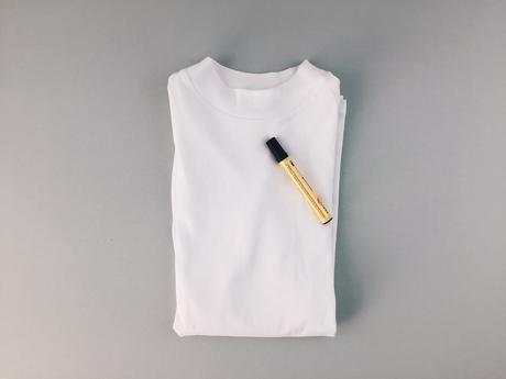 Leichtes DIY: T-Shirt mit Brüsten bemalen