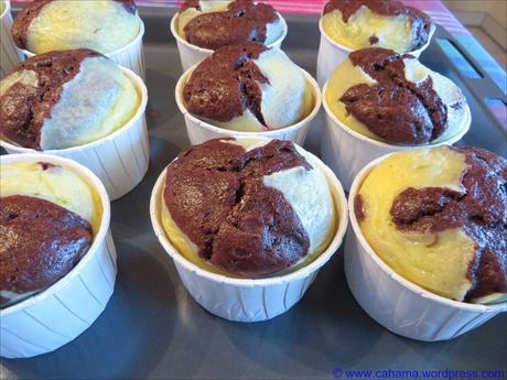 Double-Chocolate-Cheesecake-Muffins