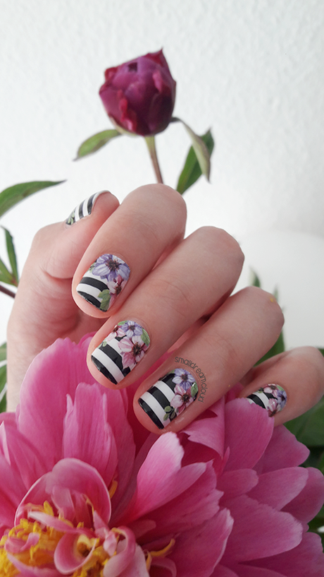 Stickergigant – Blüten Zebra