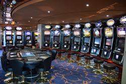 13_Kreuzfahrt-Regen-Kasino-Casino-Spielautomaten