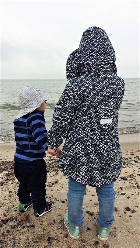 Ostsee mit Kindern // Von Urwald, Strohburgen und Windflüchtern: Jugendherbergstour 2. Station: Born auf dem Darß Ostsee mit Kindern // Von Urwald, Strohburgen und Windflüchtern: Jugendherbergstour 2. Station: Born auf dem Darß