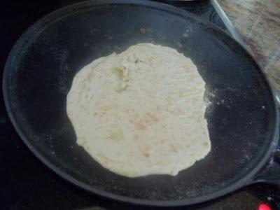 HEFE- KARTOFFELFLADENBROT HEFE- KARTOFFELFLADENBROT