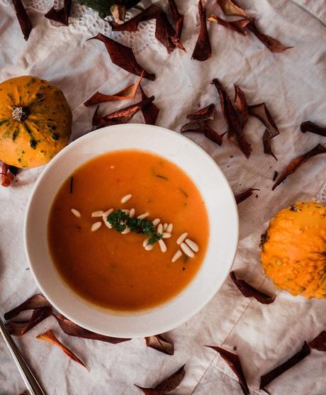 Vegan Thai Pumpkin Soup