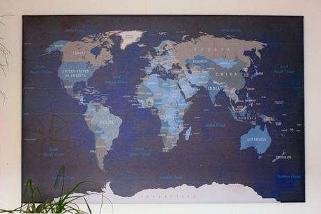 Pinnwand mit Weltkarte von bimago.de