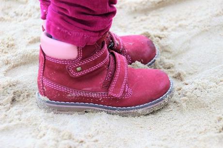 Für Unterwegs // Herbst- und Winterschuhe für Spielplatz & Strandausflüge (inkl. Verlosung) Für Unterwegs // Herbst- und Winterschuhe für Spielplatz & Strandausflüge (inkl. Verlosung)