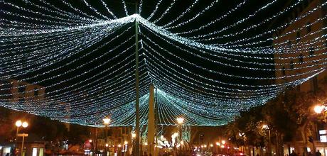 X-MAS is in the house X-MAS is in the house