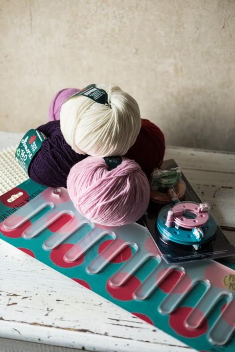 DIY | PomPom-Teppich für ein Baby selbermachen by fim.works Lifestyle Blog