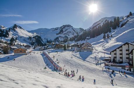 Adventskalender-Türchen Nr. 6: Skifahren im Wintersportparadies Stoos