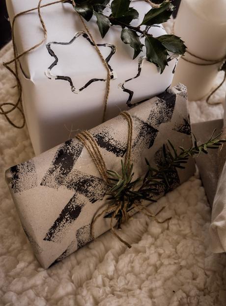 DIY eco-friendly Christmas Wrapper – Blogmas 17