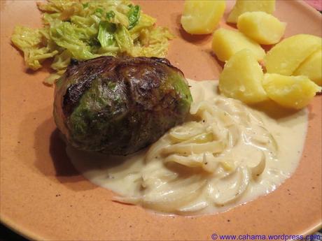 Crépinette vom Schweinemett in Wirsing Crépinette vom Schweinemett in Wirsing