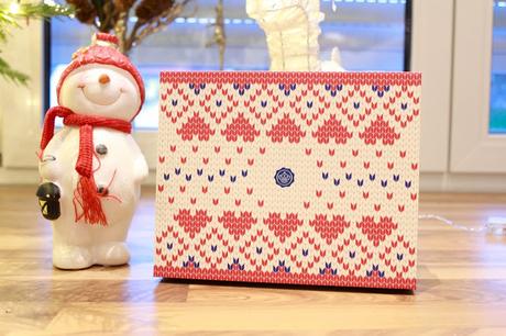 Glossybox Cold days, warm hearts Edition Dezember 2017