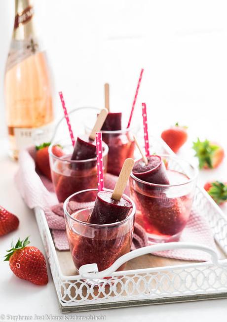 Wildberry Rosé Sekt-Cocktail zum Mädelstag aka Valentinstag {Werbung für Henkell}