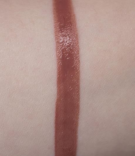 Revlon // Ultra HD Matte Lipcolor™ Metallic Revlon // Ultra HD Matte Lipcolor™ Metallic