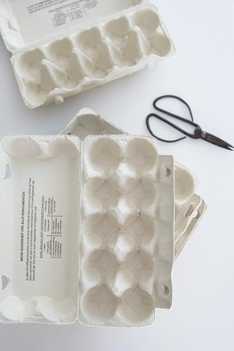 Das Beste aus Resten: Originelle Strukturvasen aus Eierkarton