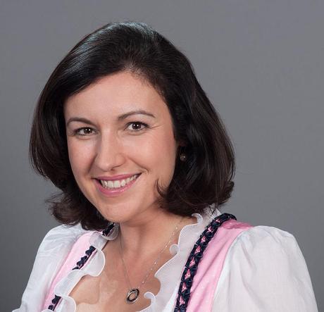 Dorothea Bär: Ein CSU-Trachtengirl als Digitalministerin