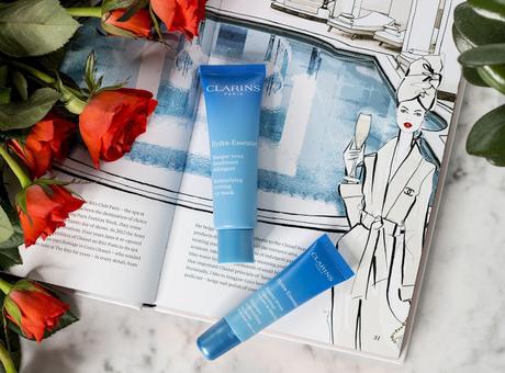 Clarins // Hydra-Essentiel - intensive Feuchtigkeitspflege für Augenpartie und Lippen Clarins // Hydra-Essentiel - intensive Feuchtigkeitspflege für Augenpartie und Lippen