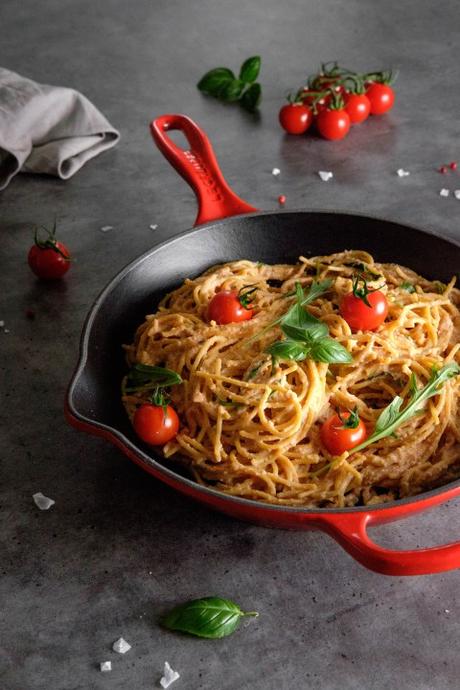 Spaghetti mit Tomatensoße, Food-Blog, vegan, glutenfrei, Foodfotografie, Foodstyling, Rezept, Stuttgart