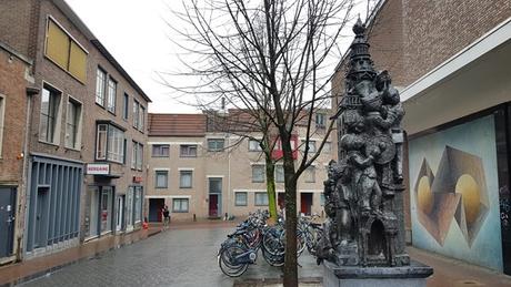 05_a-rosa-Flusskreuzfahrt-Rhein-Statue-Nijmegen-Holland-Niederlande