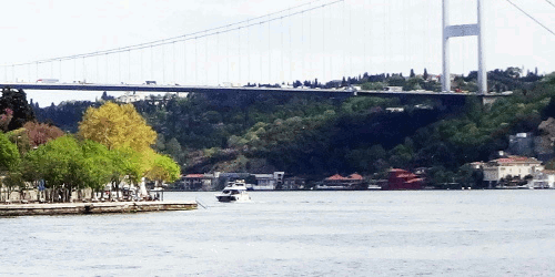 Istanbul: Schiff gegen osmanische Villa
