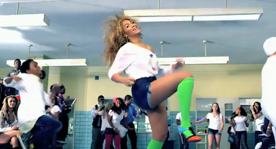 Move your body: Neues Video von Beyonce