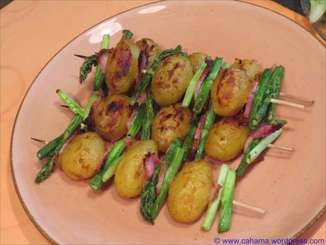 Kartoffelspieße mit grünem Spargel Kartoffelspieße mit grünem Spargel
