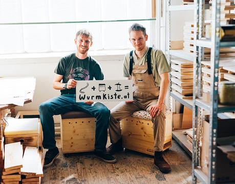 Wurmkiste – Der Wurmkomposter für den Biomüll Wurmkomposter aus Holz für den Biomüll