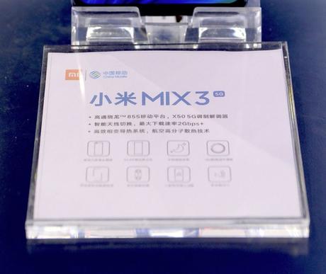 Xiaomi Mi Mix 3 zeigt sich mit Snapdragon 855 und 5G-Support Xiaomi Mi Mix 3 zeigt sich mit Snapdragon 855 und 5G-Support