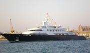Mega-Yacht Ocean Victory ankert vor Puerto Portals