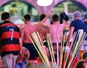 Urlauber prügeln sich mit Straßenhändlern auf Mallorca Urlauber prügeln sich mit Straßenhändlern auf Mallorca