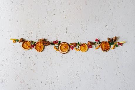 Herbstdeko: DIY Herbstgirlande und wie ich meinen Kamin dekoriere
