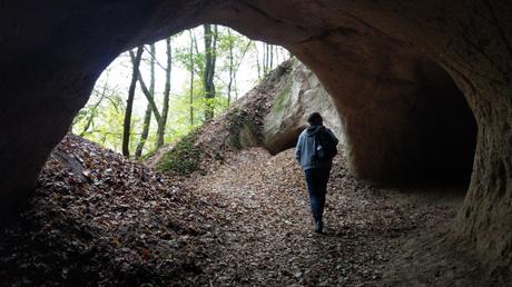 Wandern auf dem Traumpfad Höhlen- und Schluchtensteig