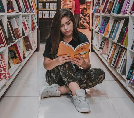 Nachhaltig leben als Student – 17 Tipps für’s Studium Umweltbewusst leben als Student - die Bücherei