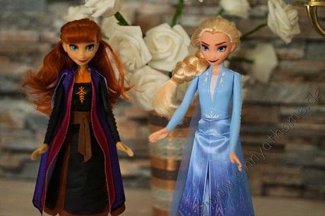 Bei unserer Nichte sind Elsa und Anna mit funkelnden Kleidern eingezogen #Hasbro #DieEiskönigin #Kinder