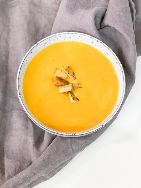 Rezept - Süßkartoffel Suppe | The Nina Edition