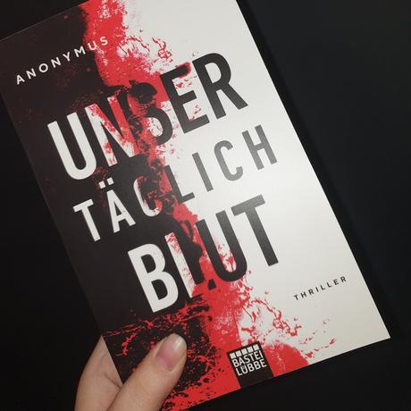 [REVIEW] Anonymus: Unser täglich Blut (The Bourbon Kid & The Red Mohawk, #3)