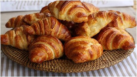 Buttermilchkipferl leckere Frühstückshörnchen Buttermilchkipferl leckere Frühstückshörnchen