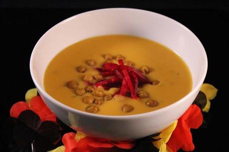 Süßkartoffel-Limettensuppe mit Rote Bete Relish Süßkartoffel-Limettensuppe mit Rote Bete Relish