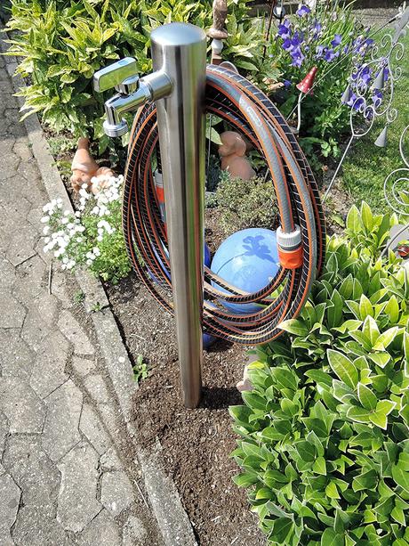 3 geeignete Wasserzapfstellen im Garten für ein komfortables Gärtnern Schneck Metall Wasserzapfstelle Edelstahl WS6010SH 1 m hoch