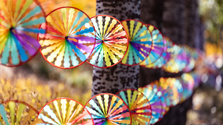 Chinesische Windräder werden in China während des Neujahrsfestes traditionell als Glücksräder verkauft.