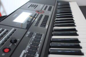 Yamaha PSR-E373 Keyboard kaufen | Angebot Casio-CT-X5000 Arranger Keyboard