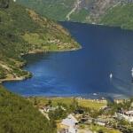 Steuergünstige Erholungsbeihilfe zur Urlaubszeit Mit der Erholungsbeihilfe besser ausspannen (c) skybluesrich