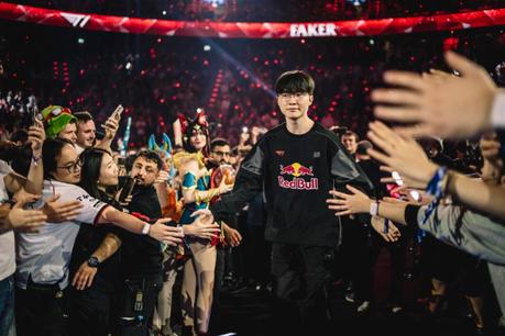 Red Bull League of Its Own: E-Sport-Spektakel im SAP Garden restlos ausverkauft 5 Red Bull League of Its Own Event