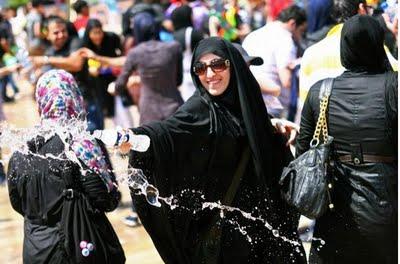 Auch Wasserspiel ist verboten im Iran!