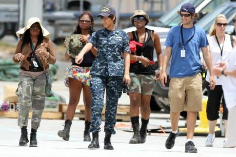 Bilder von Rihanna am Battlefield Set