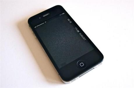iphone4 lockscreen 580x382 Minimalistischer iPhone 4 Lockscreen  iphone4