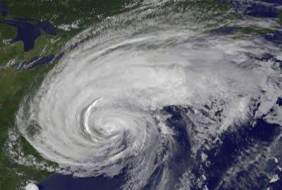 IRENE kommt wahrscheinlich als Hurrikan nach New York, 2011, aktuell, Atlantik, August, Hurrikanfotos, Hurrikansaison 2011, Irene, US-Ostküste Eastcoast, USA, North Carolina, Virginia, Delaware, Maryland, Sturmwarnung, Hurrikanwarnung,  